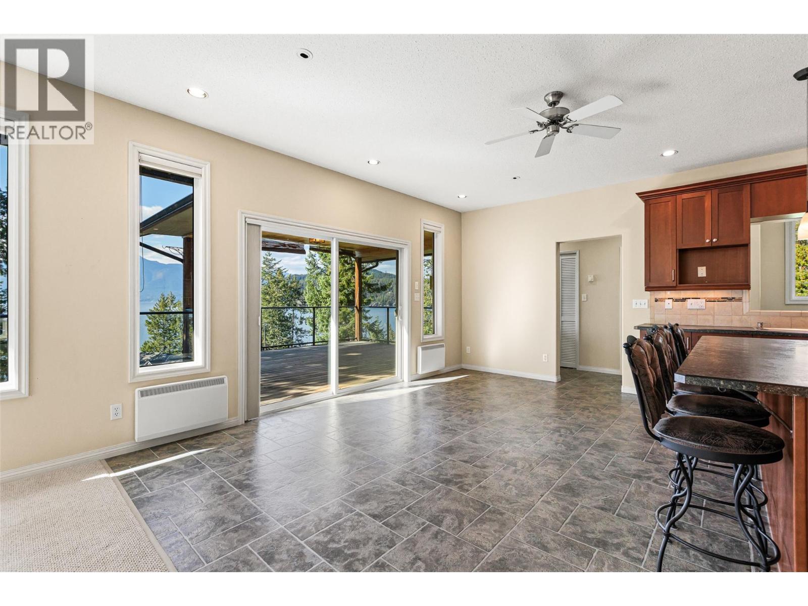 14533 Smith Road Property Photo 19