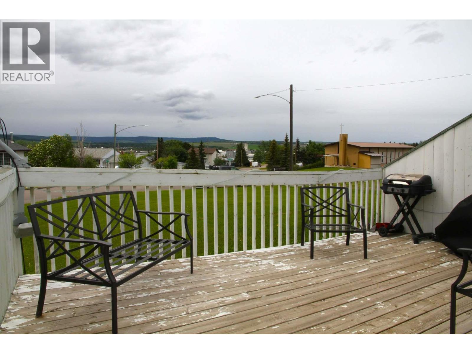 900 Cornwall Crescent Property Photo 10