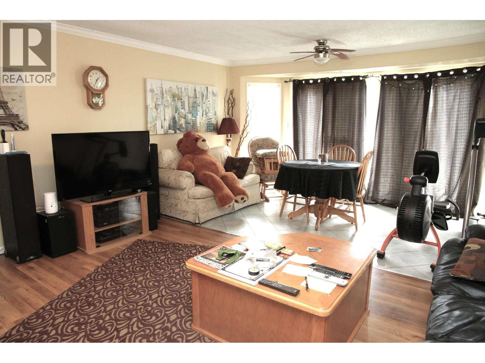 900 Cornwall Crescent Property Photo 11