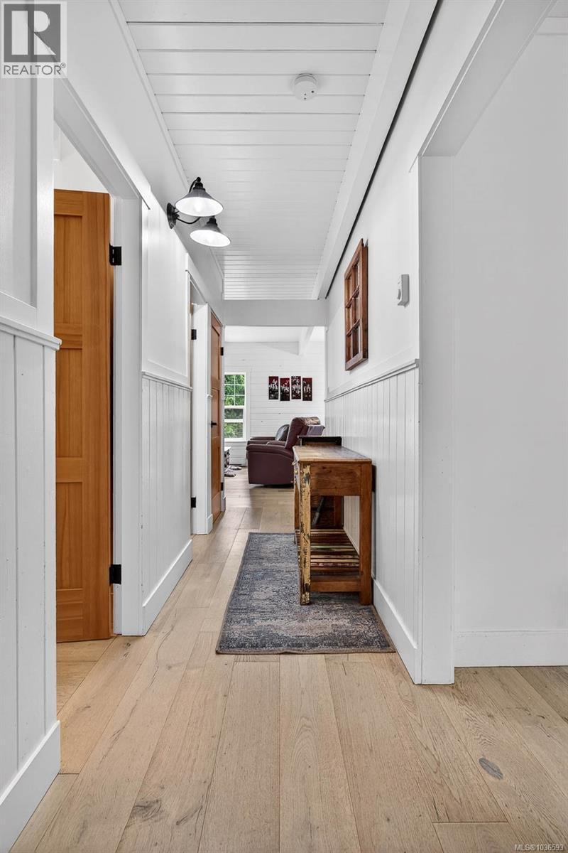 110 Forest Hill Pl Property Photo 5