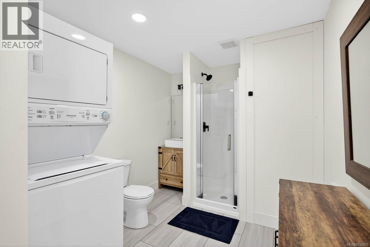 110 Forest Hill Pl Property Photo 35