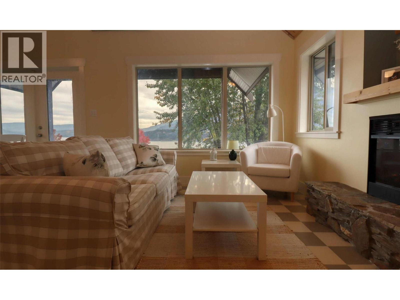 2633 Squilax Anglemont Road Unit# 195 Property Photo 8