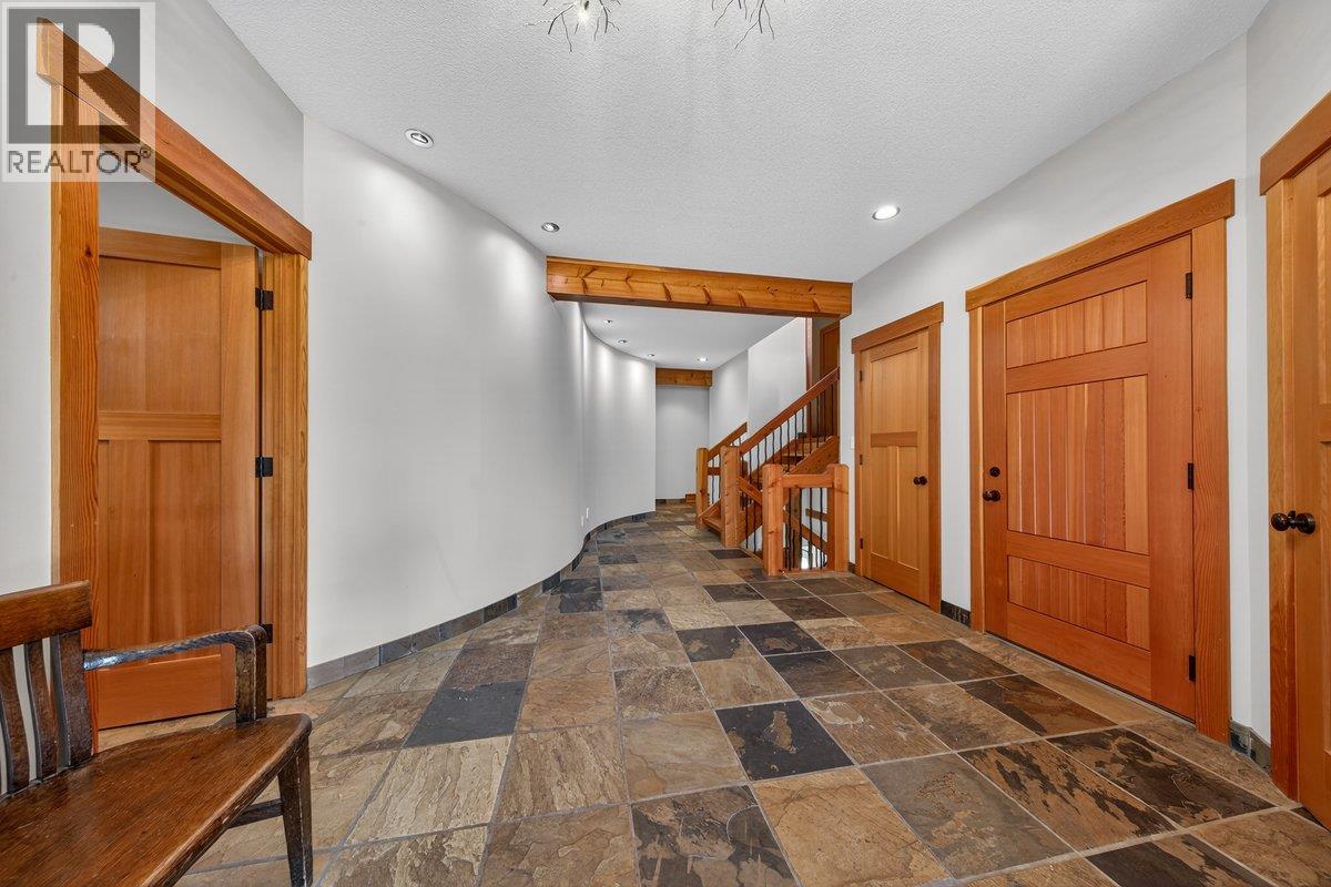 2557 Ledgerock Ridge Property Photo 4