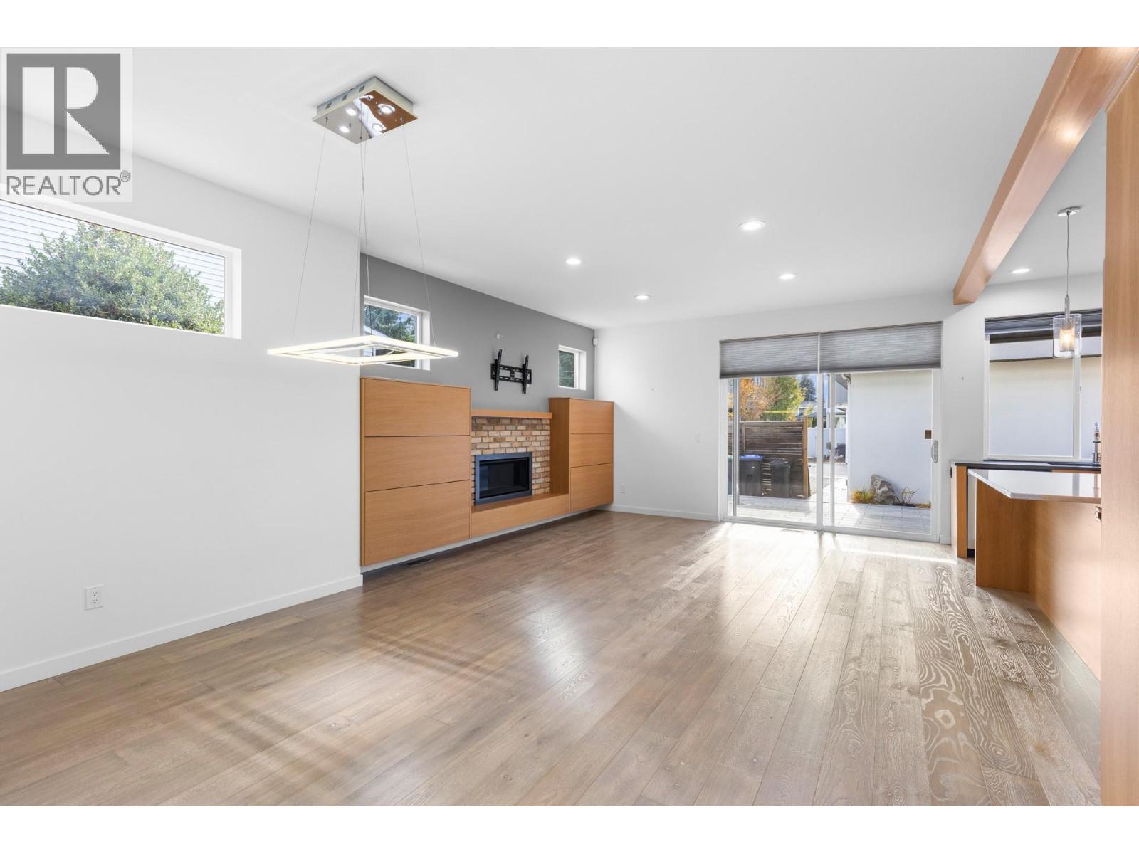 443 Christleton Avenue Property Photo 5