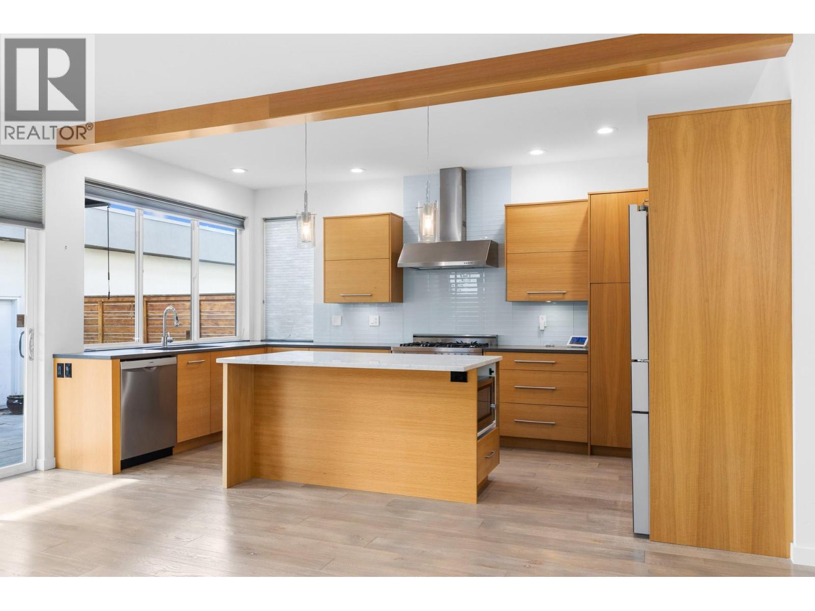 443 Christleton Avenue Property Photo 9