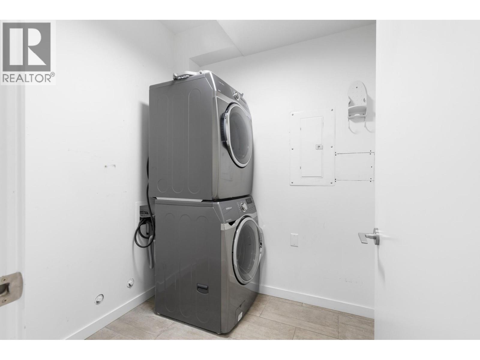 443 Christleton Avenue Property Photo 26