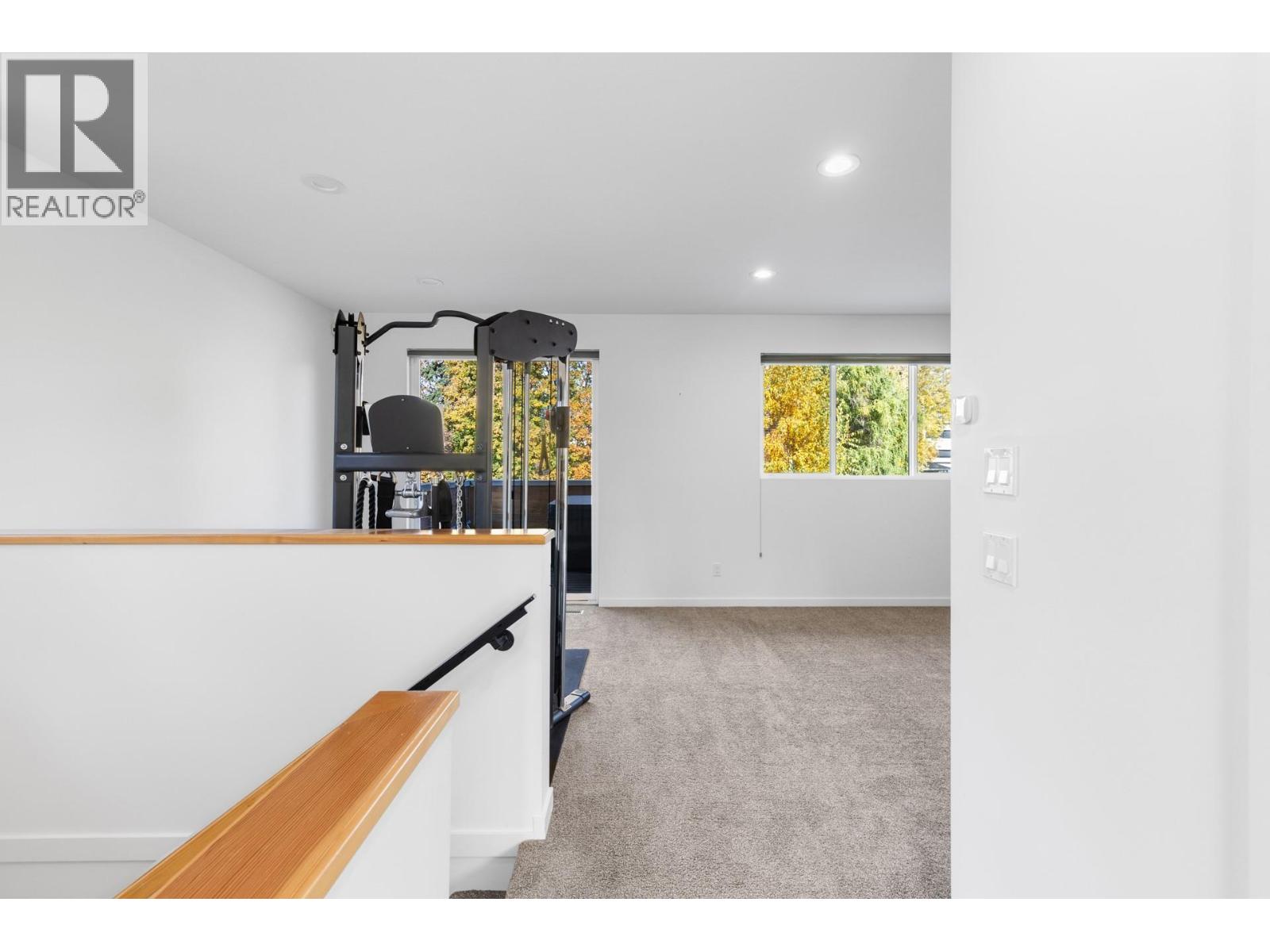 443 Christleton Avenue Property Photo 32