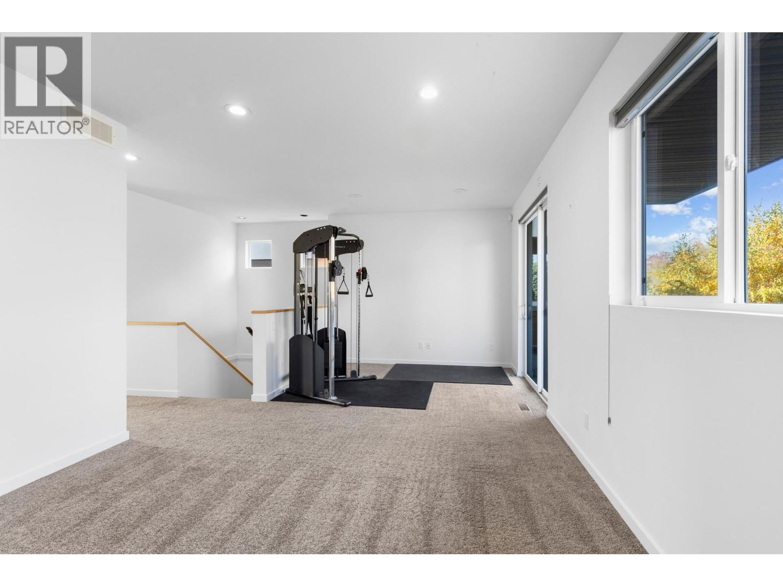 443 Christleton Avenue Property Photo 35