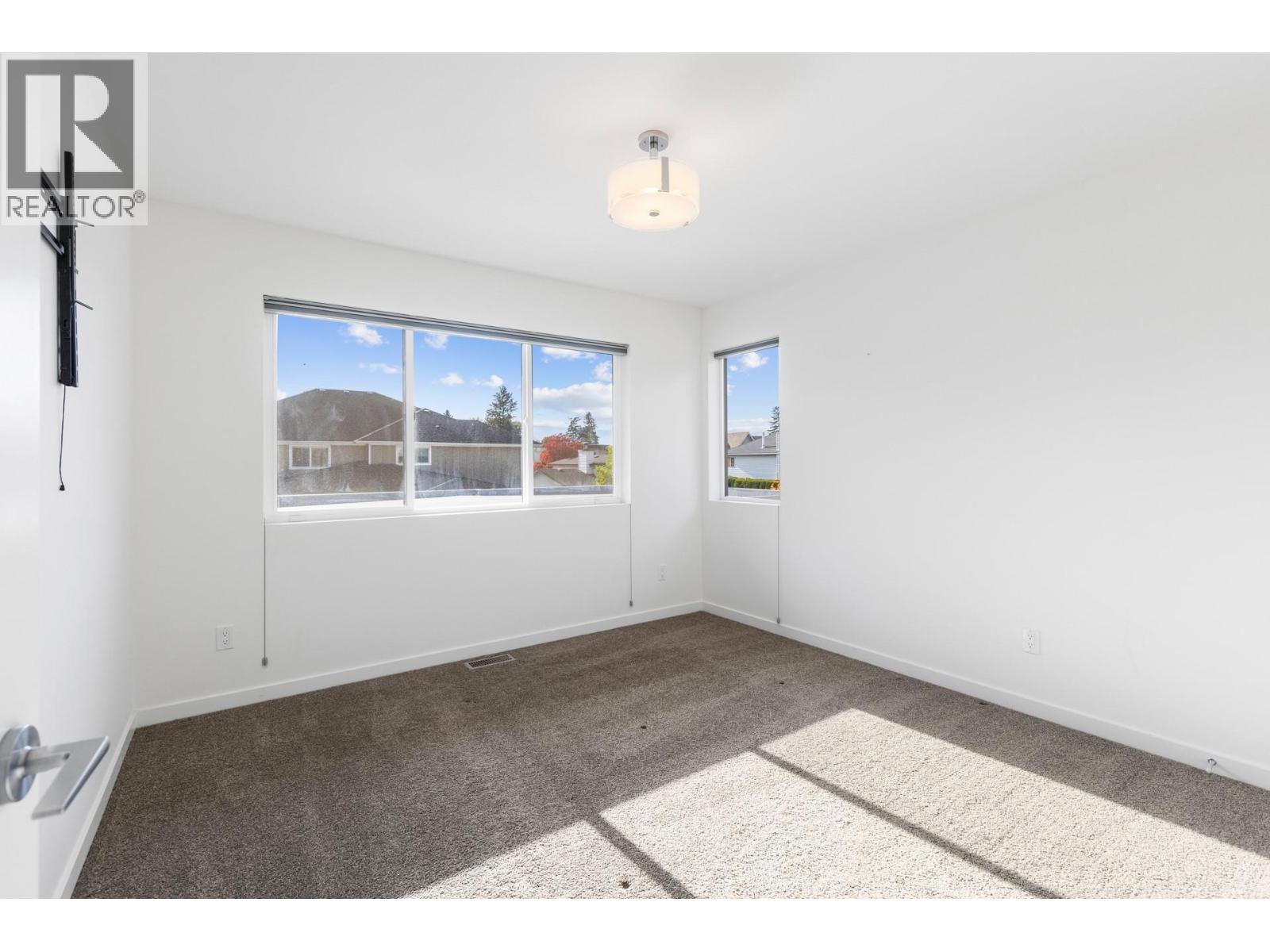 443 Christleton Avenue Property Photo 44