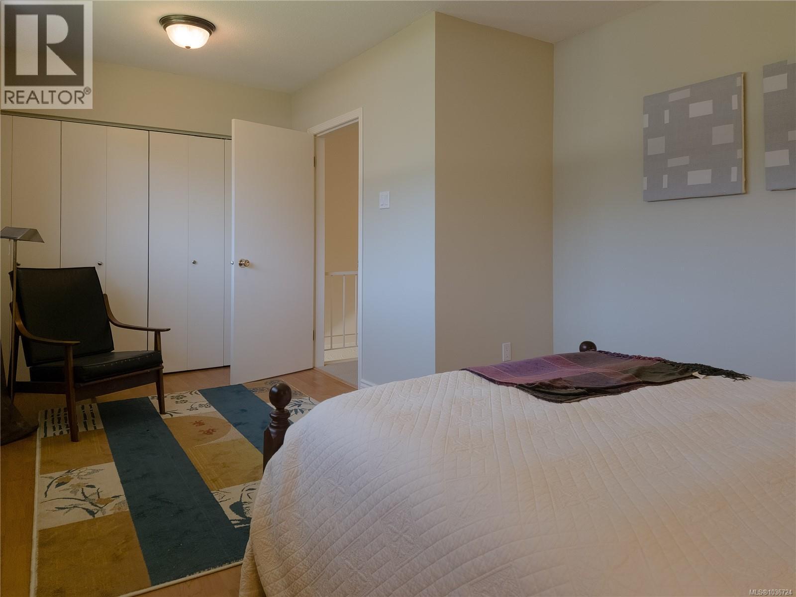 75 Mckay Cres Property Photo 17