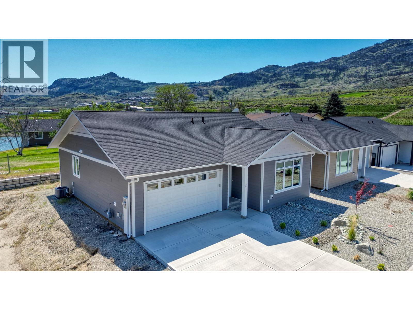 11 Wood Duck Way Property Photo 1