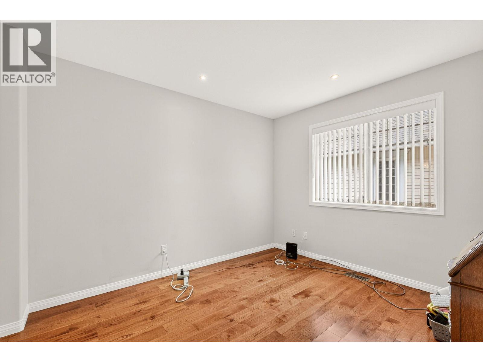 1321 Ridgeway Drive #101 Property Photo 19