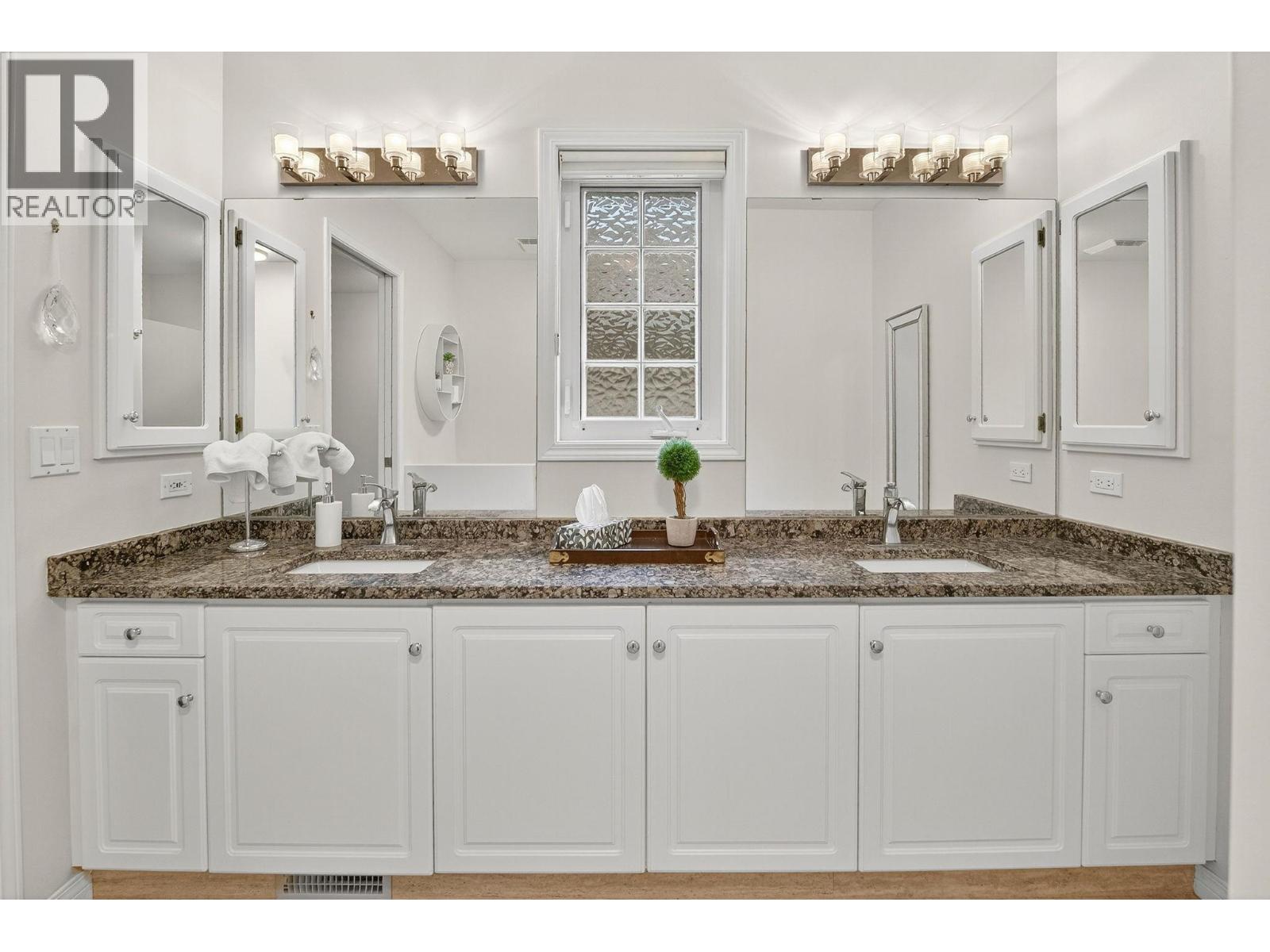 1321 Ridgeway Drive #101 Property Photo 29