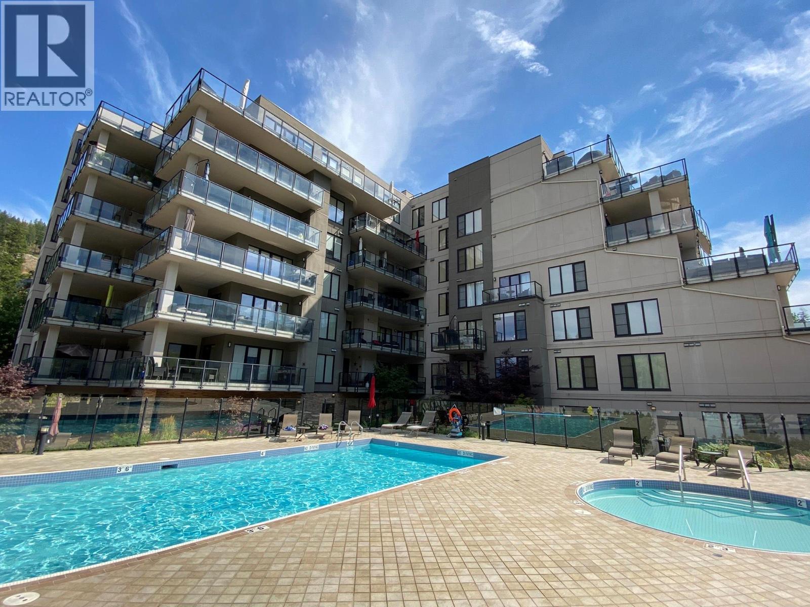 326 Mara Lake Lane Unit# 401 Property Photo 1