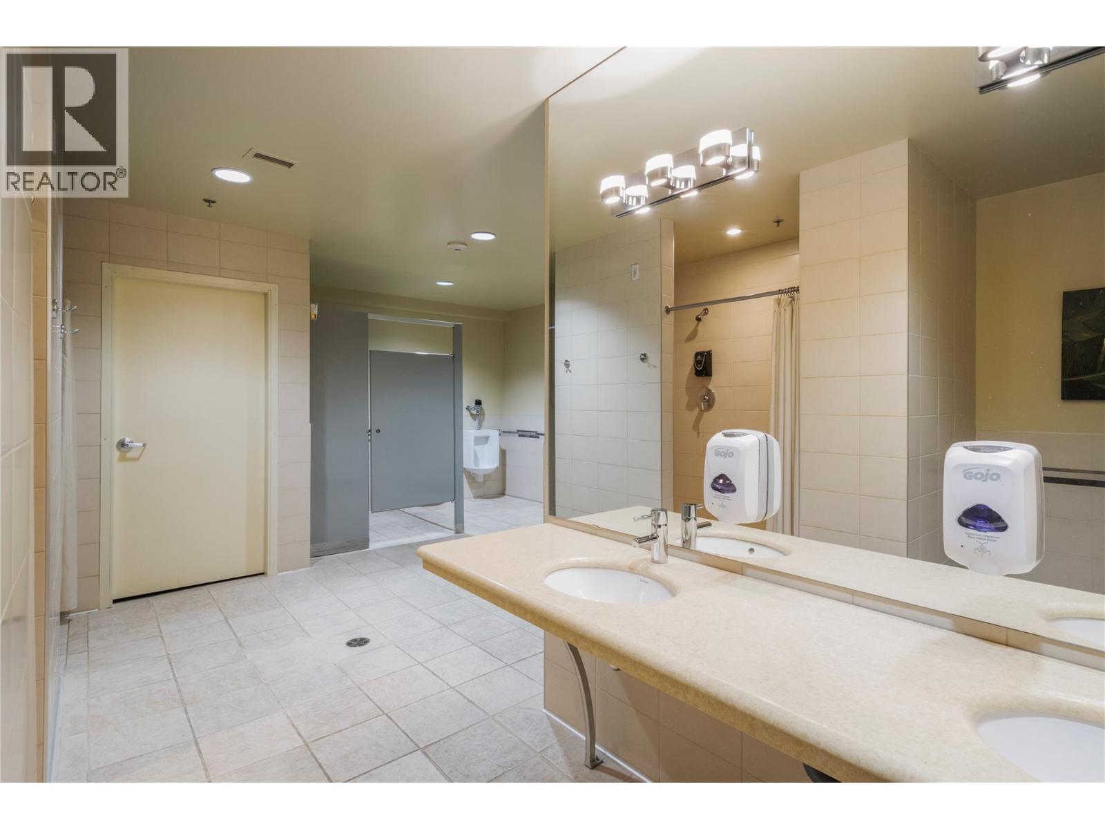 326 Mara Lake Lane Unit# 401 Property Photo 12
