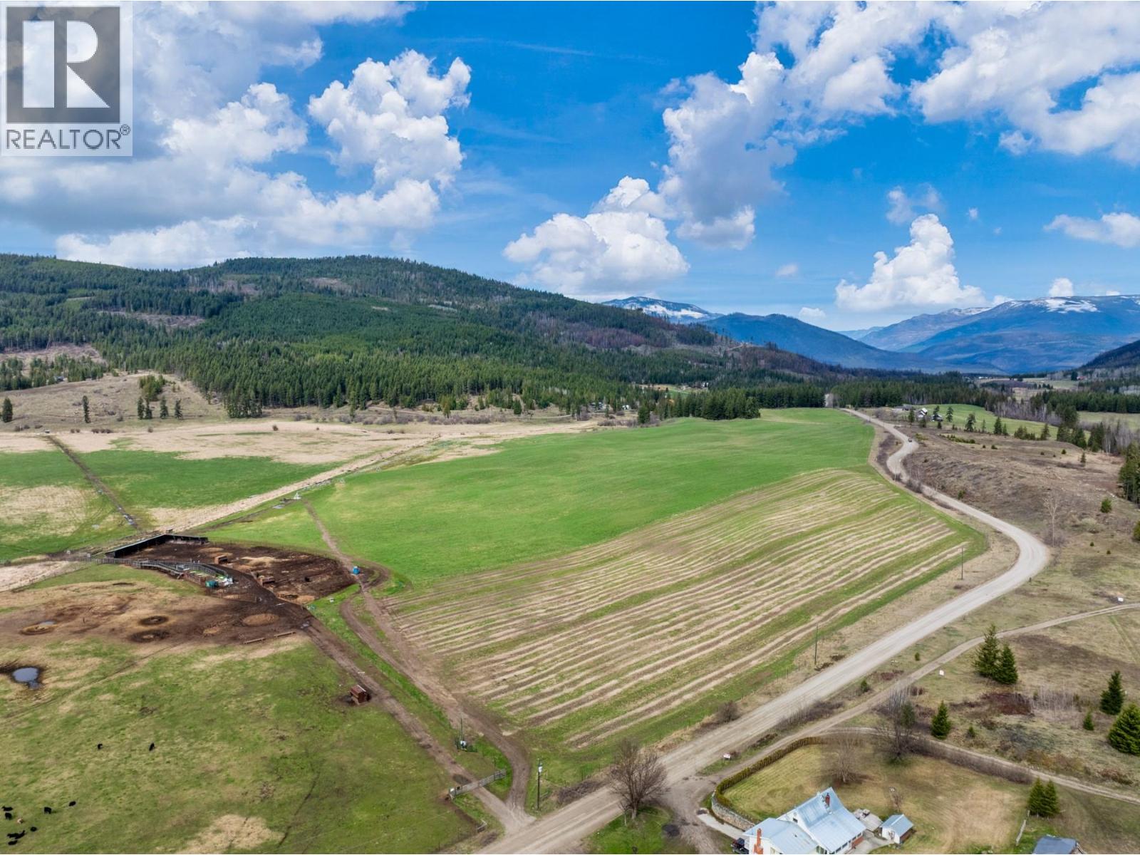 660 Squilax Turtle Valley Road Property Photo 5
