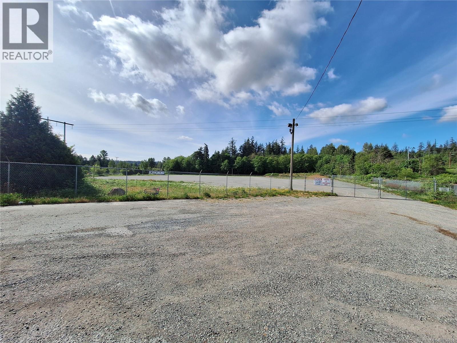 125 10th St Property Photo 3