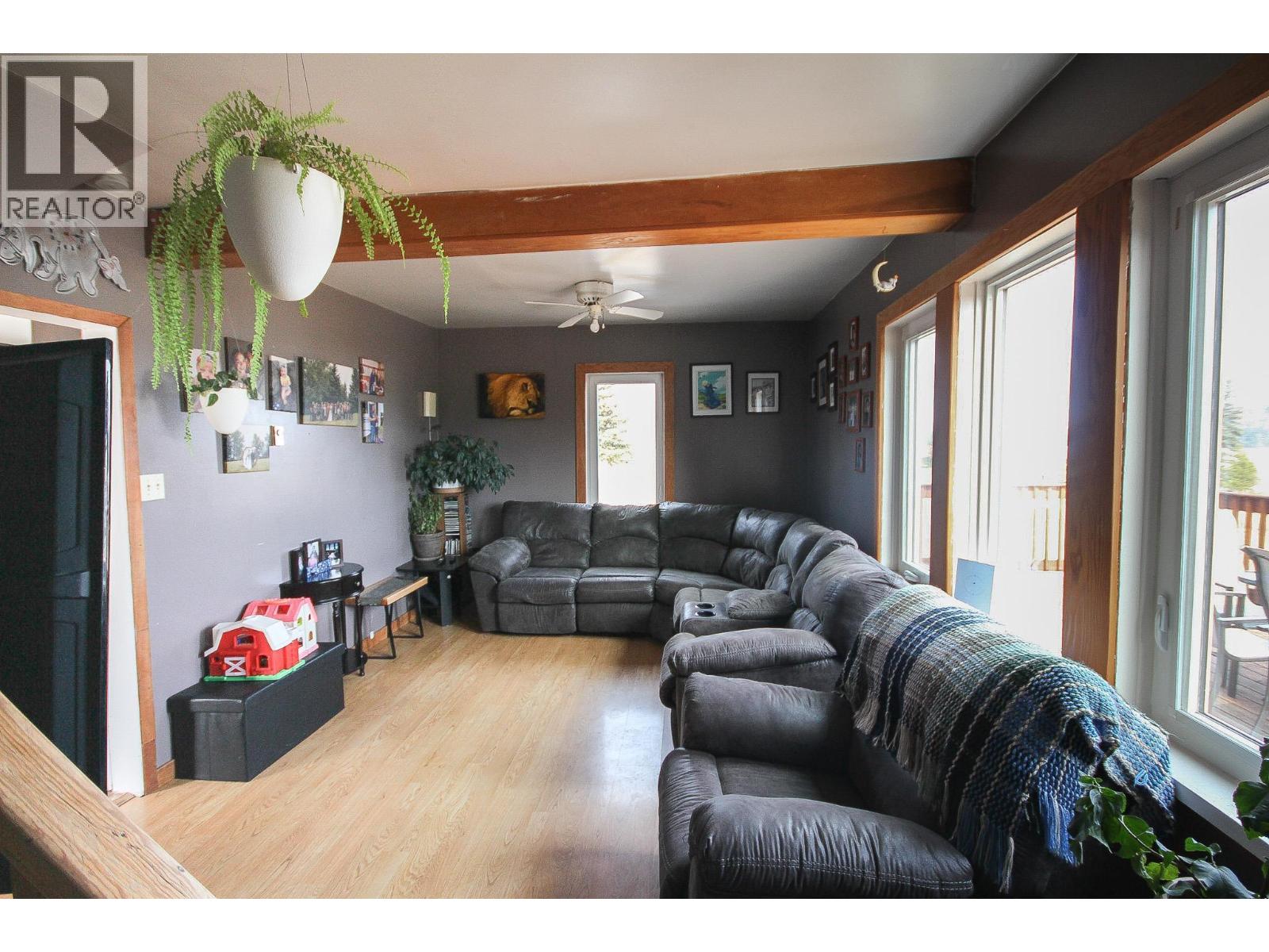 16020 Tupper Village Way Property Photo 18