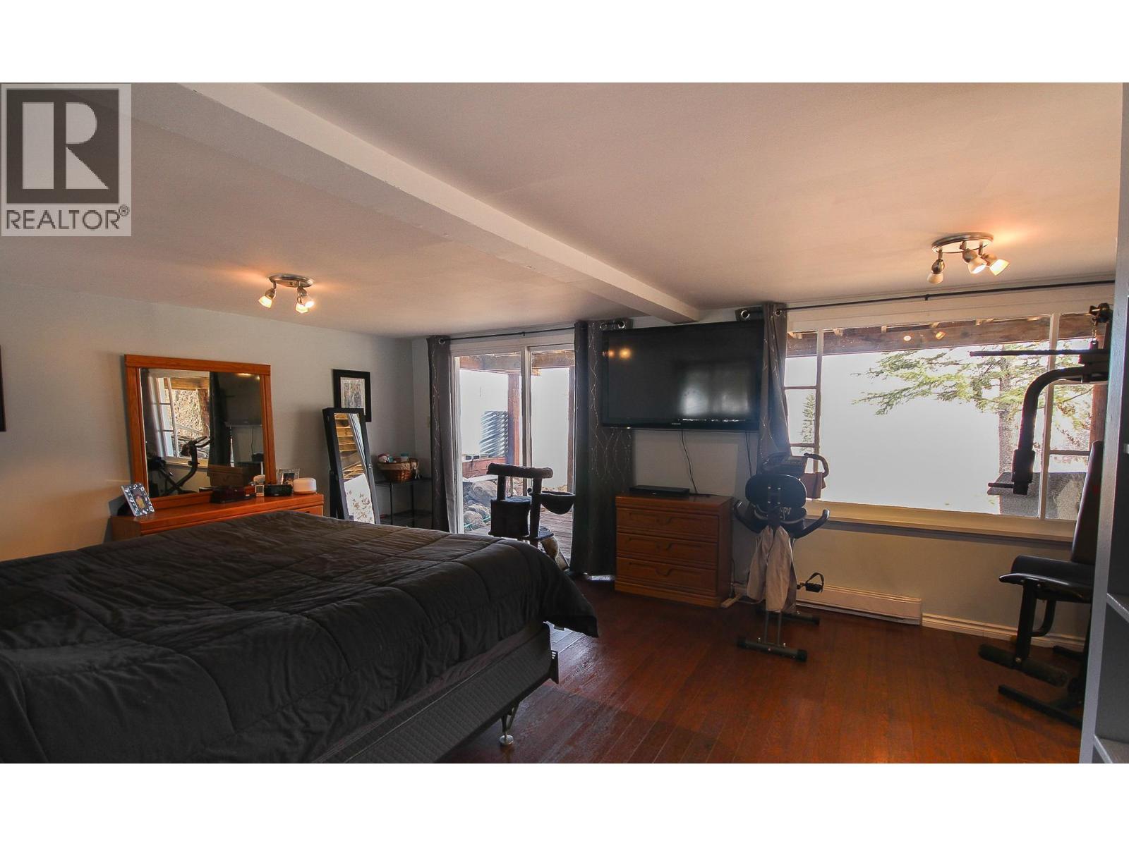 16020 Tupper Village Way Property Photo 22