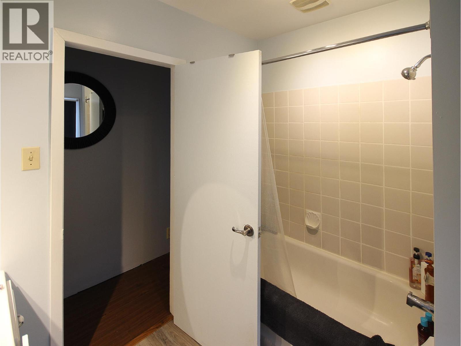 16020 Tupper Village Way Property Photo 28