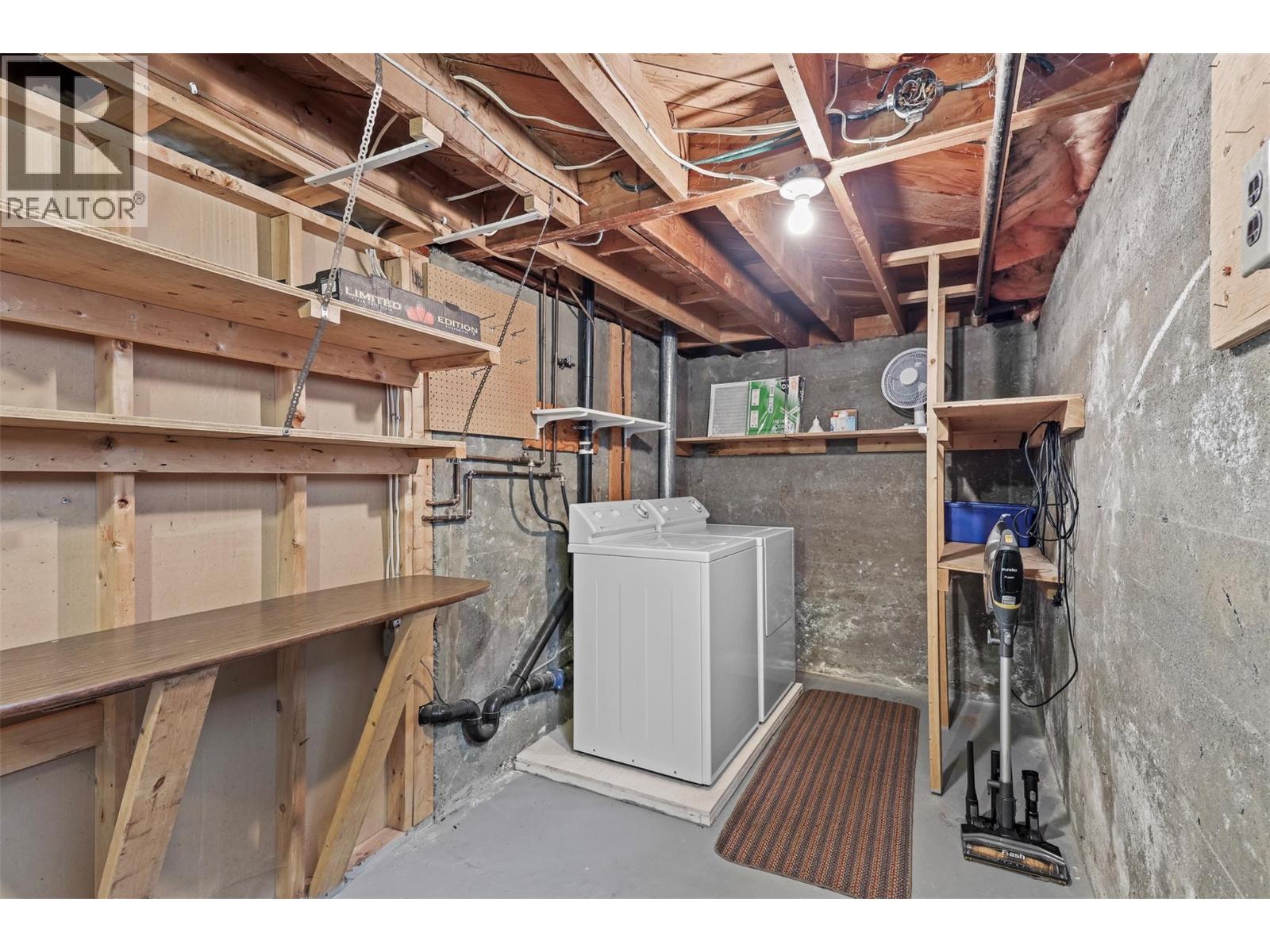 1335 Columbia Street Property Photo 26
