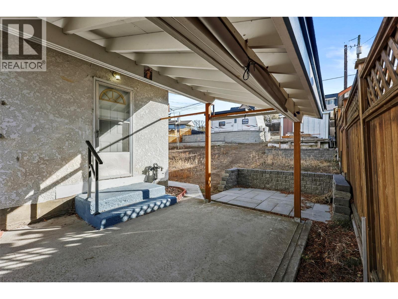 1335 Columbia Street Property Photo 29