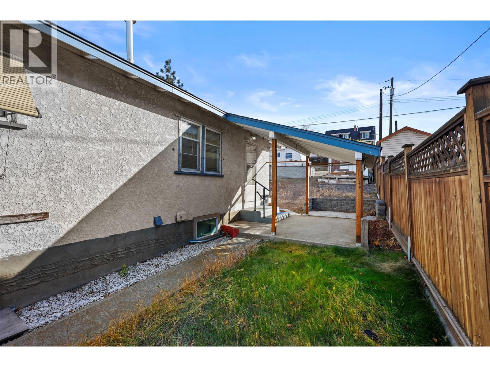 1335 Columbia Street Property Photo 30