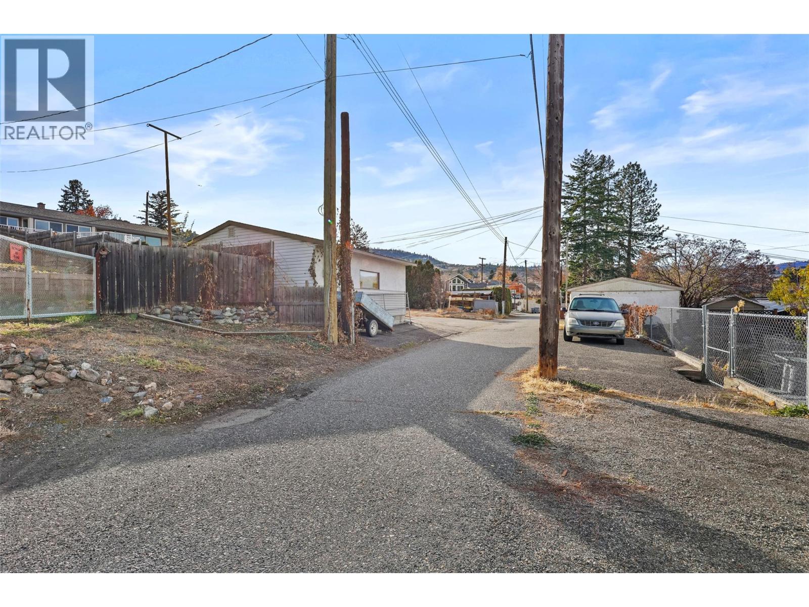 1335 Columbia Street Property Photo 40