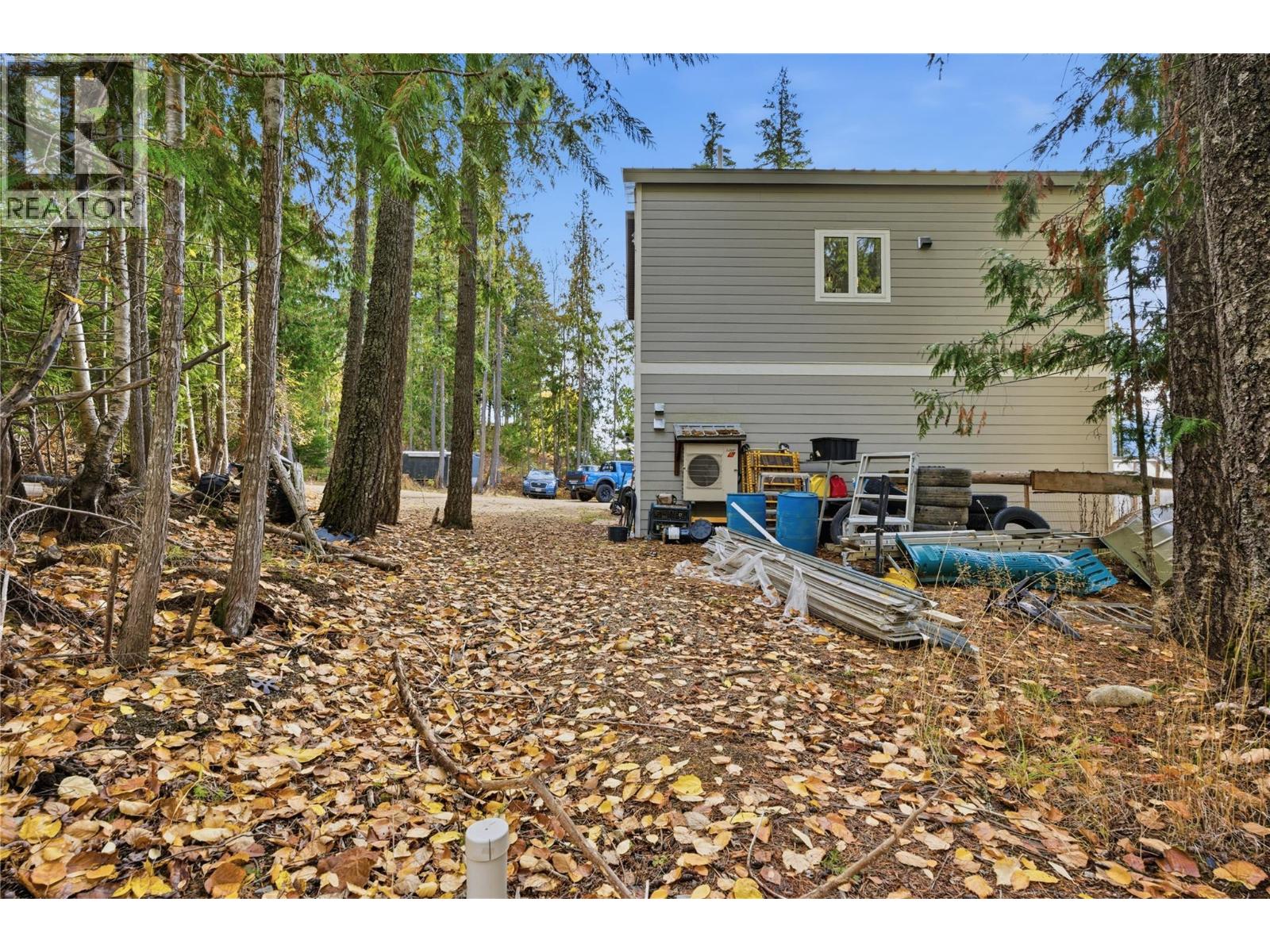 7636 Mountain Drive Property Photo 4