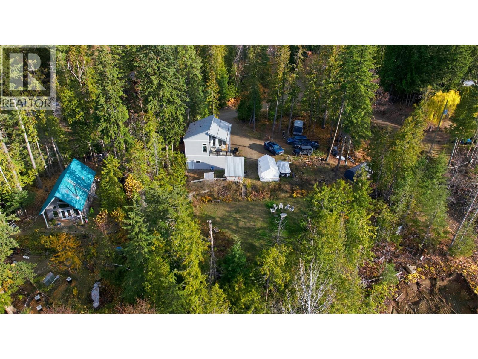 7636 Mountain Drive Property Photo 17