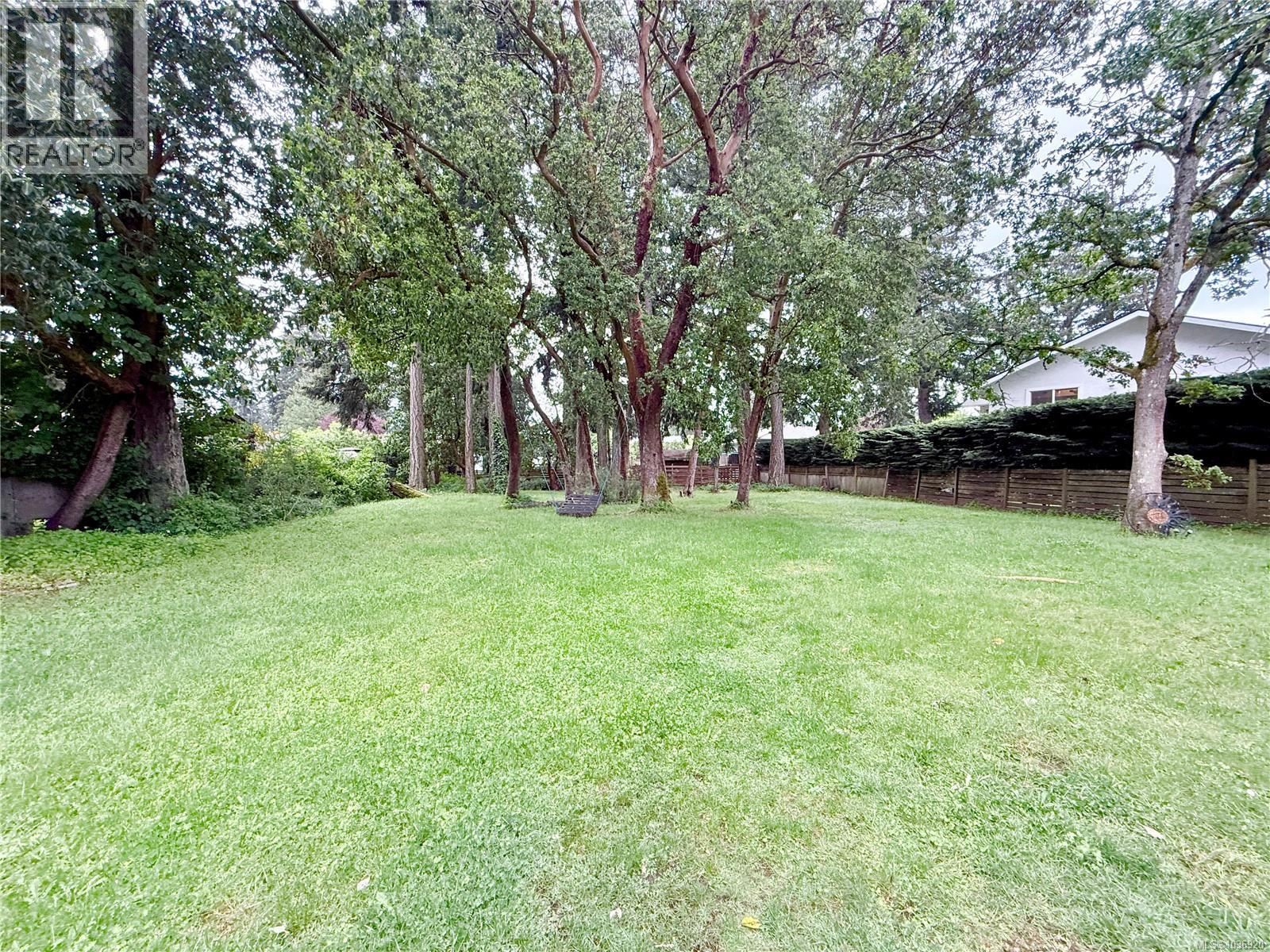 2321 Sooke Rd Property Photo 4