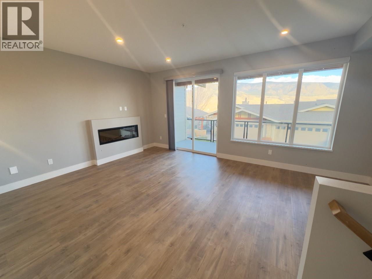 130 Colebrook Road Unit# 18 Property Photo 10