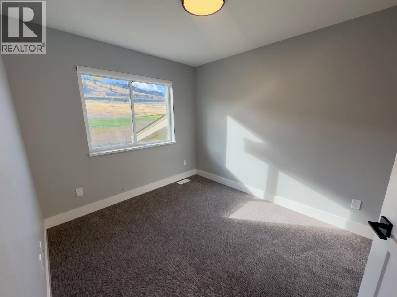 130 Colebrook Road Unit# 18 Property Photo 15