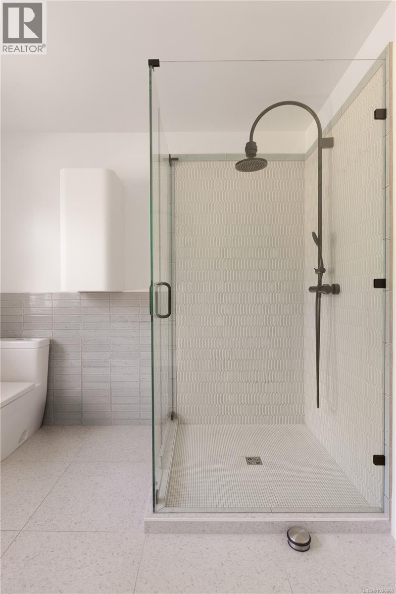 2880 Sea View Rd Property Photo 62