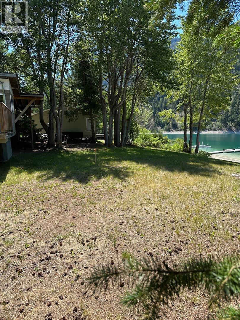 2986 Gophertail Road Property Photo 3