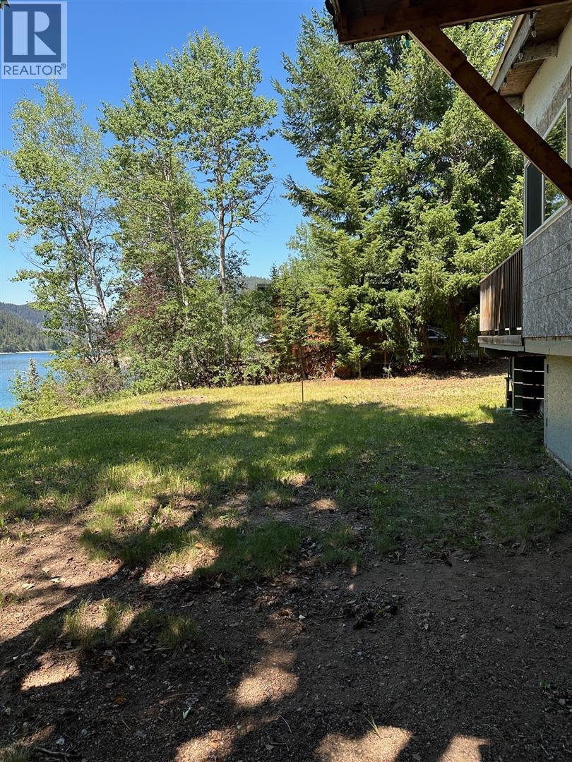 2986 Gophertail Road Property Photo 4