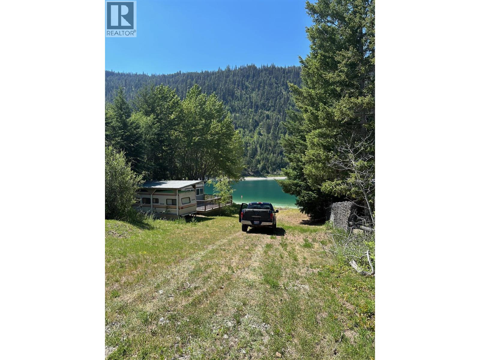 2986 Gophertail Road Property Photo 19