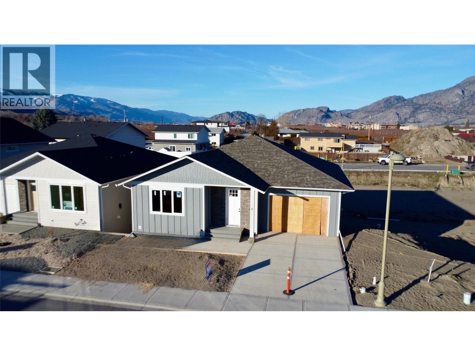 8 WOOD DUCK Way Property Photo 1