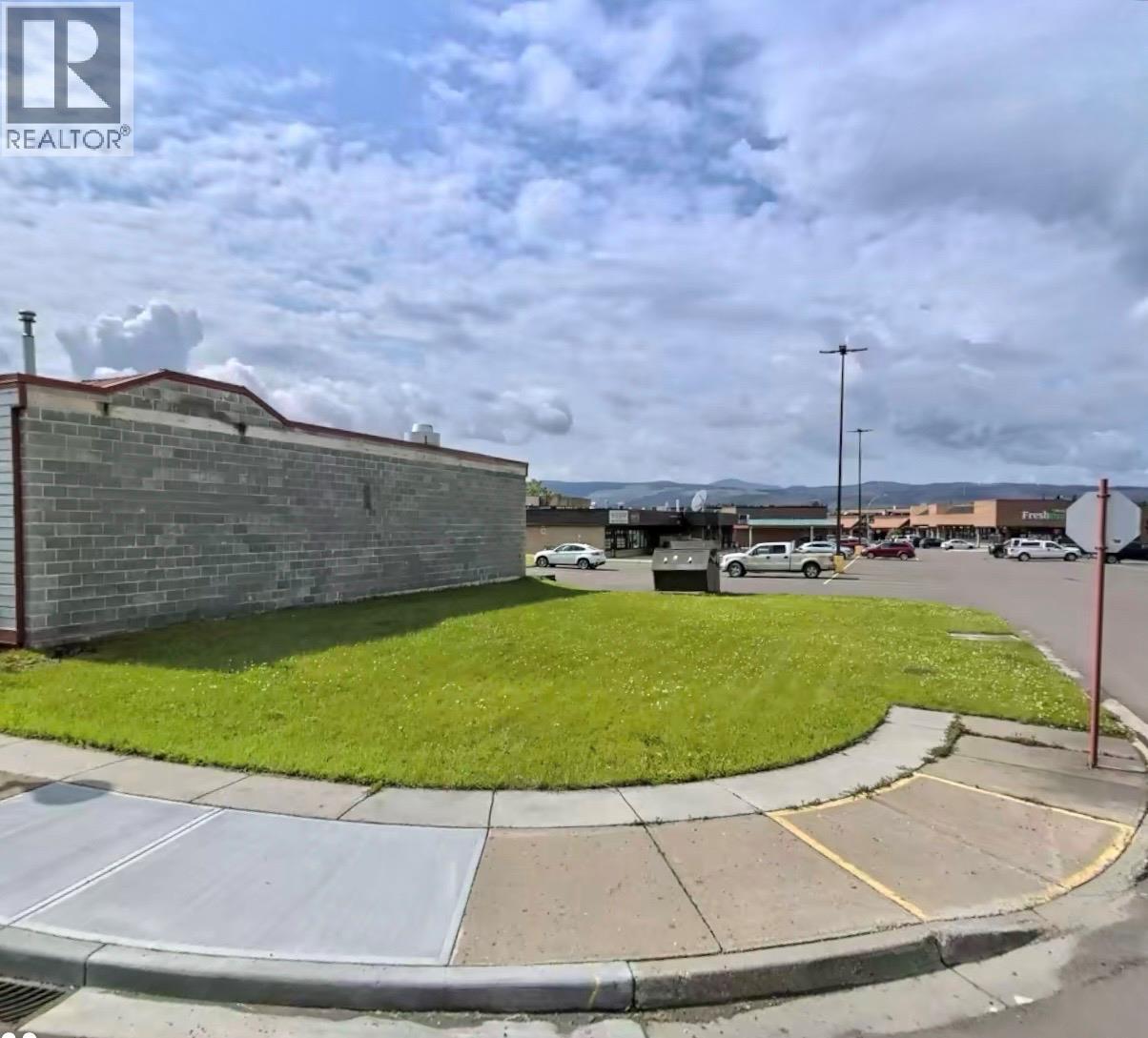 310 Iles Way Property Photo 1