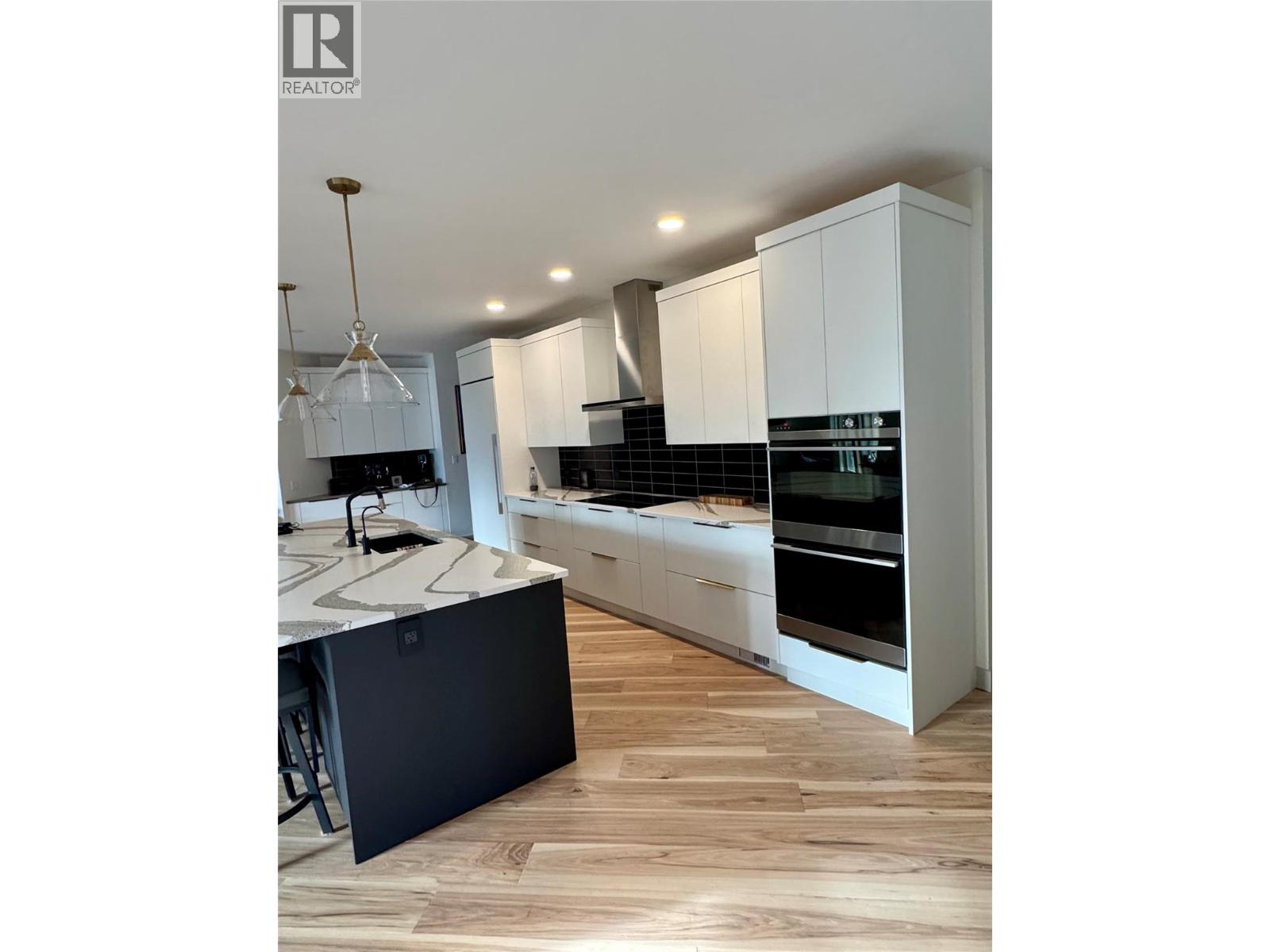 4465 Squilax-anglemont Road Property Photo 17
