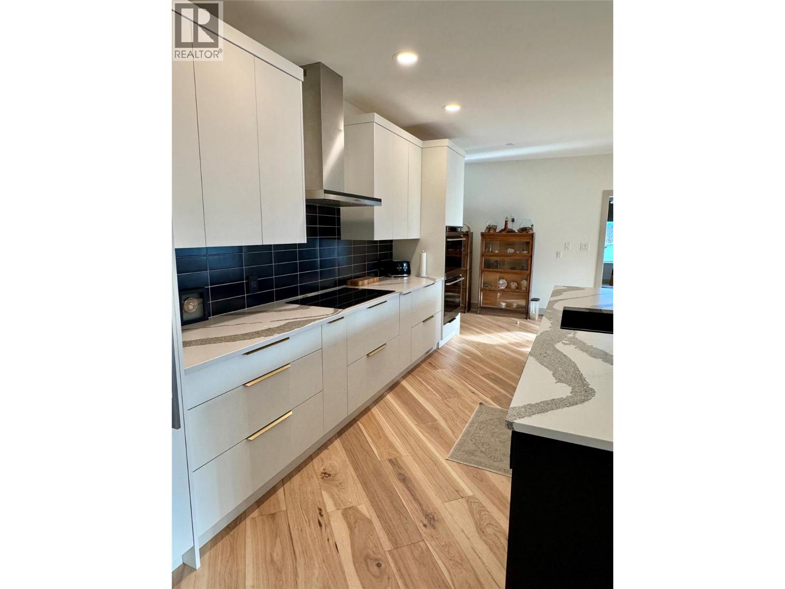 4465 Squilax-anglemont Road Property Photo 18