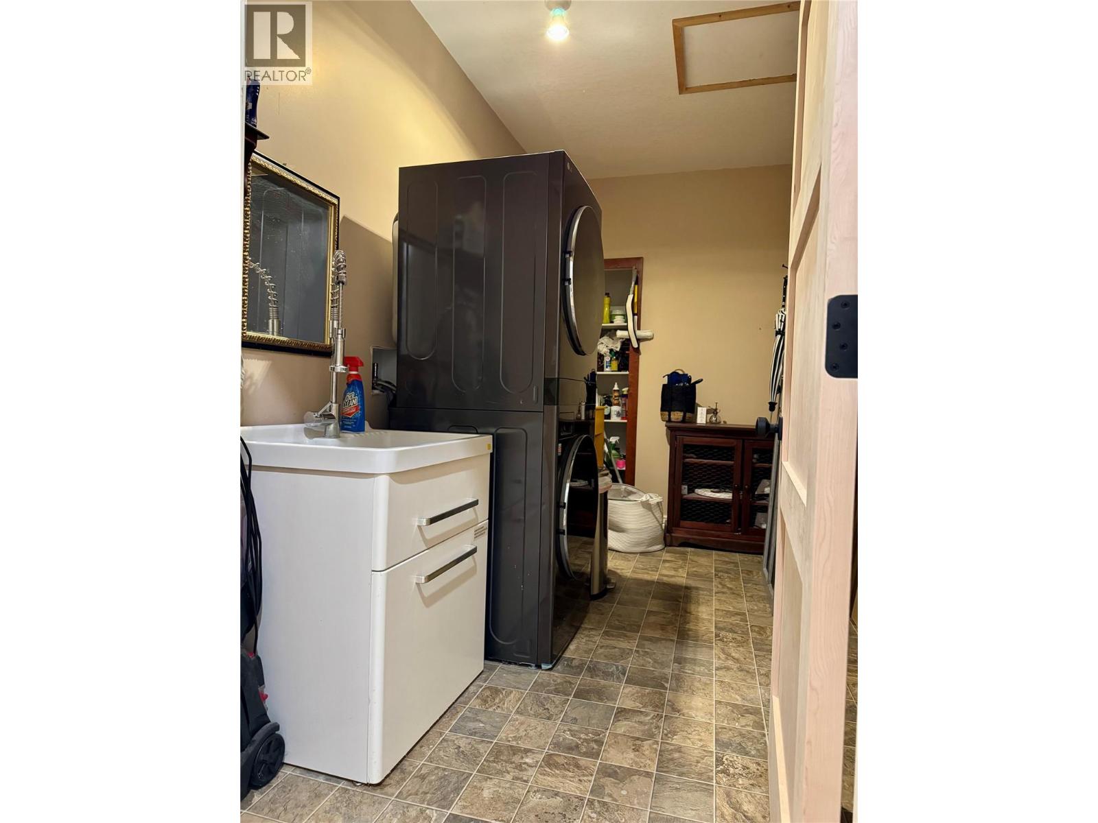 4465 Squilax-anglemont Road Property Photo 35