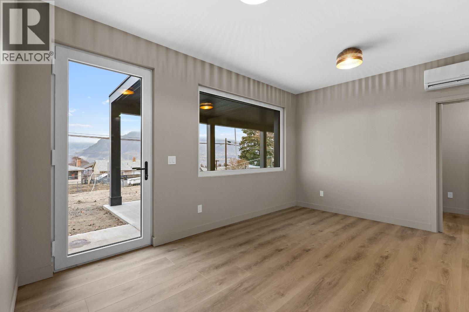 614 Cowan Street Property Photo 42