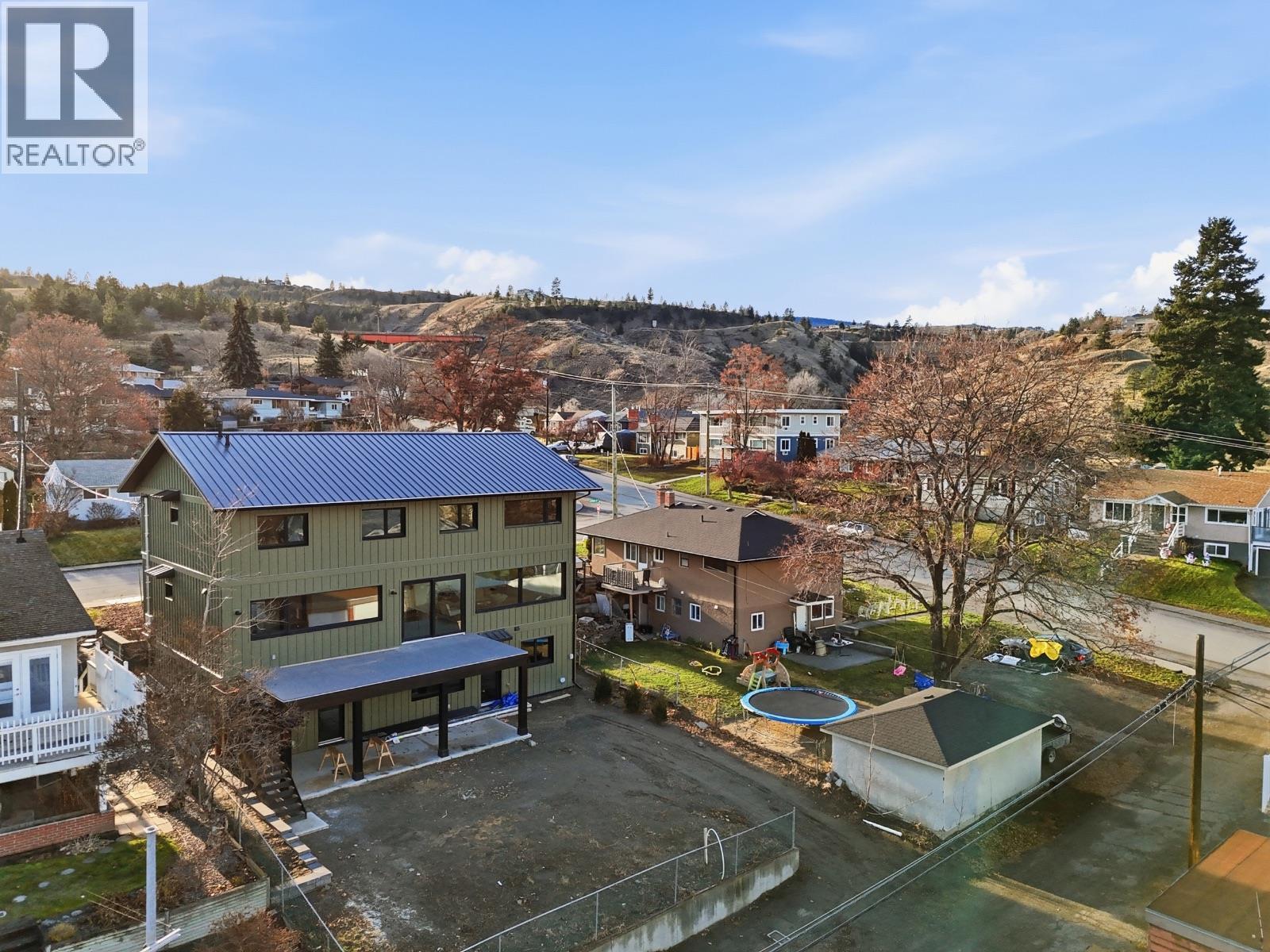 614 Cowan Street Property Photo 50