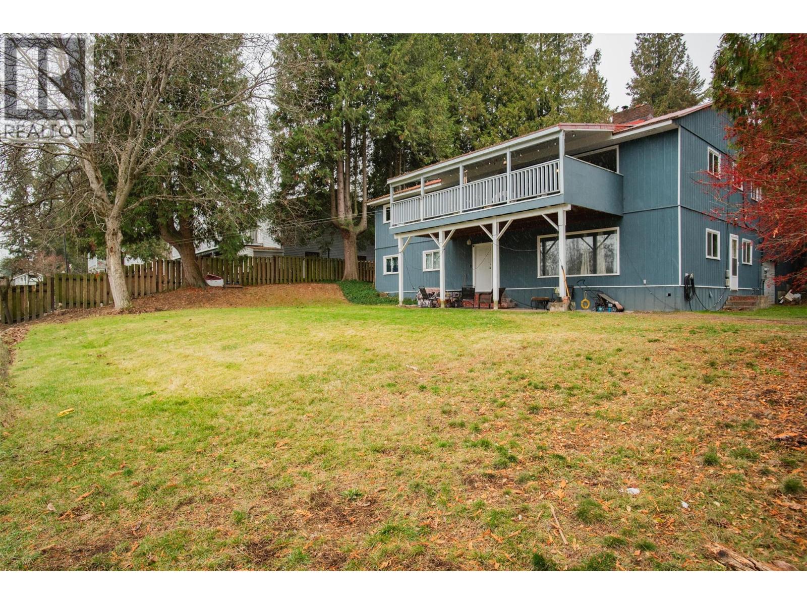 701 10th Avenue Property Photo 3