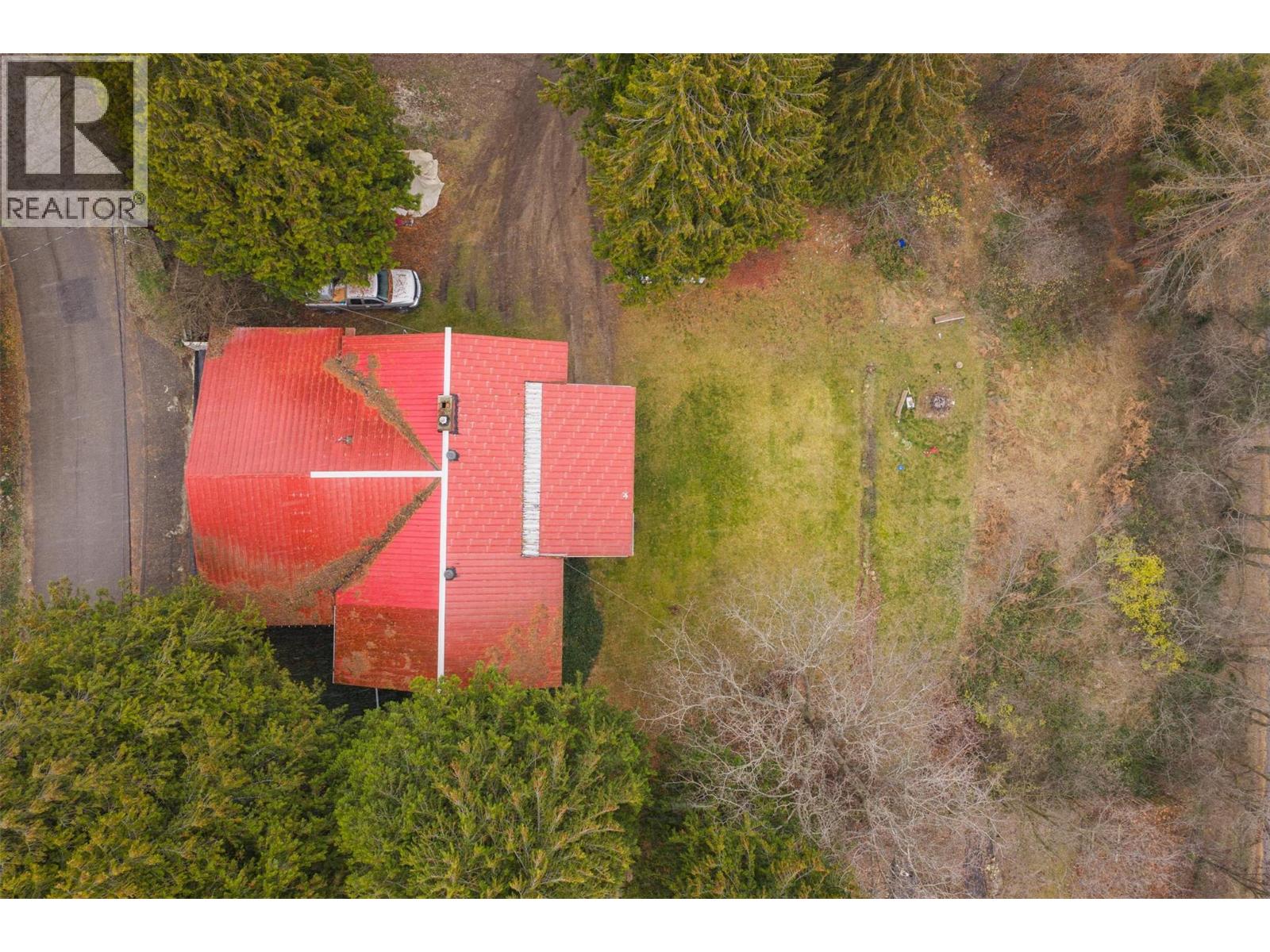701 10th Avenue Property Photo 11
