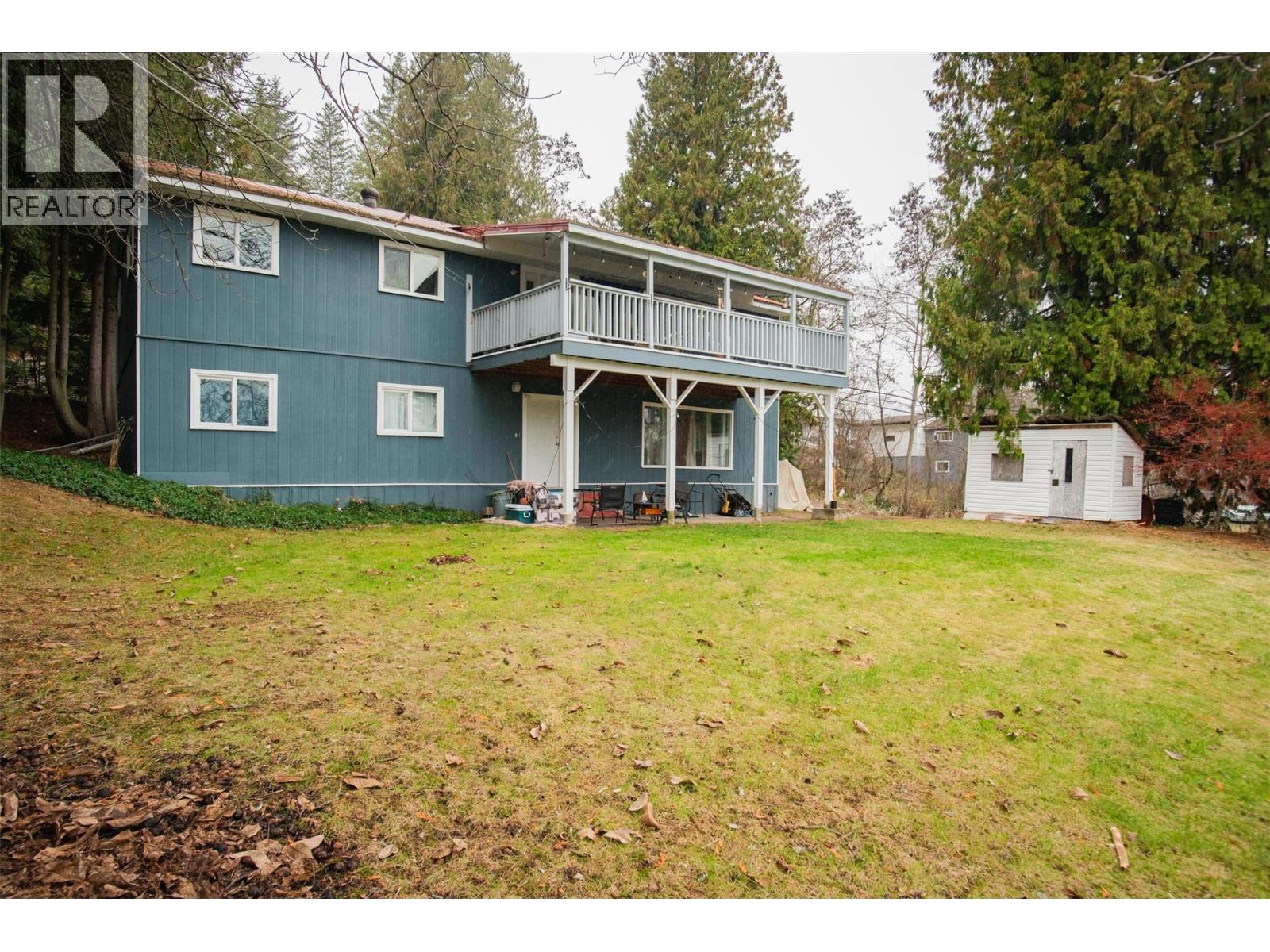 701 10th Avenue Property Photo 68