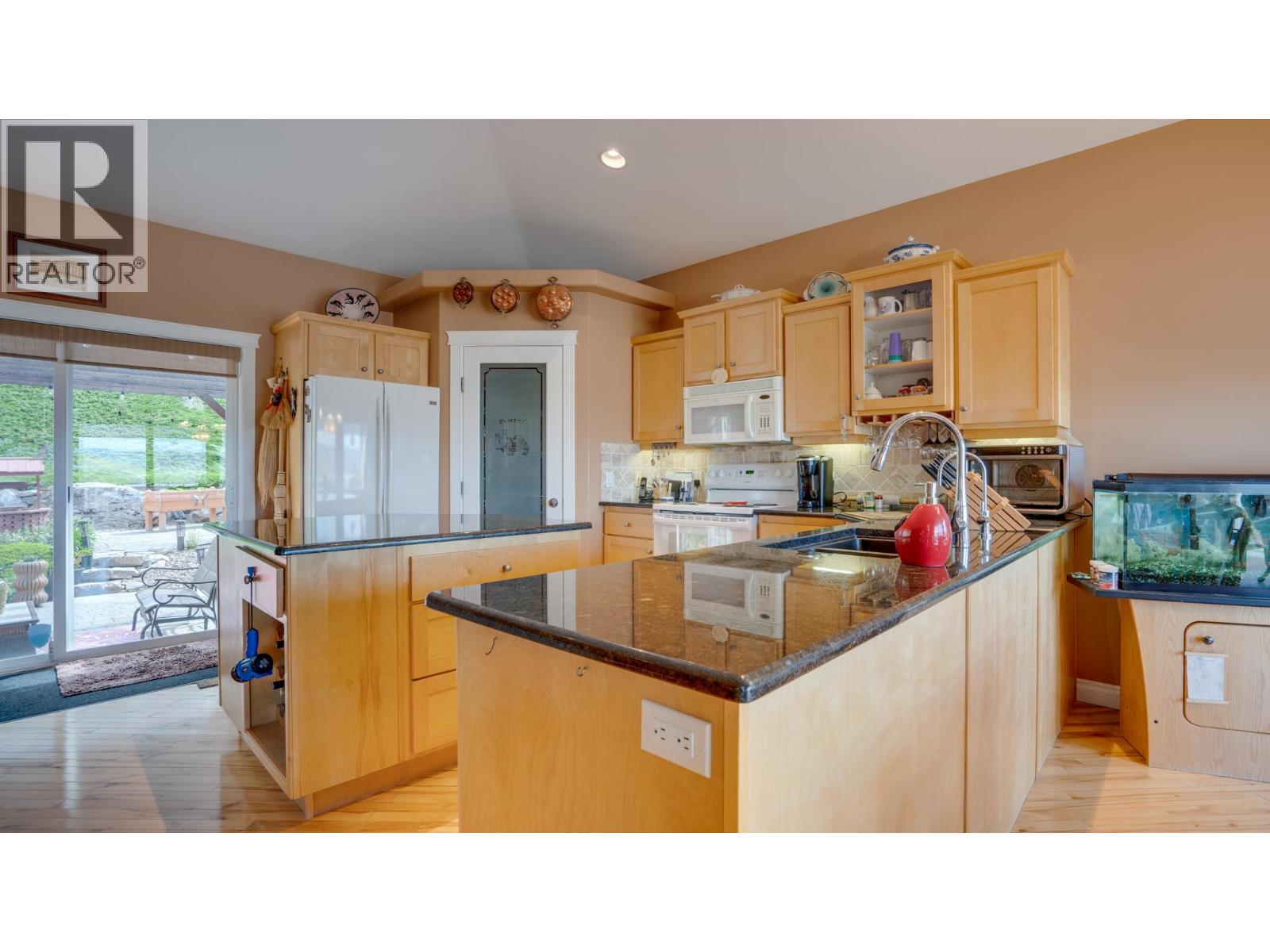 667 Mt York Drive Property Photo 8