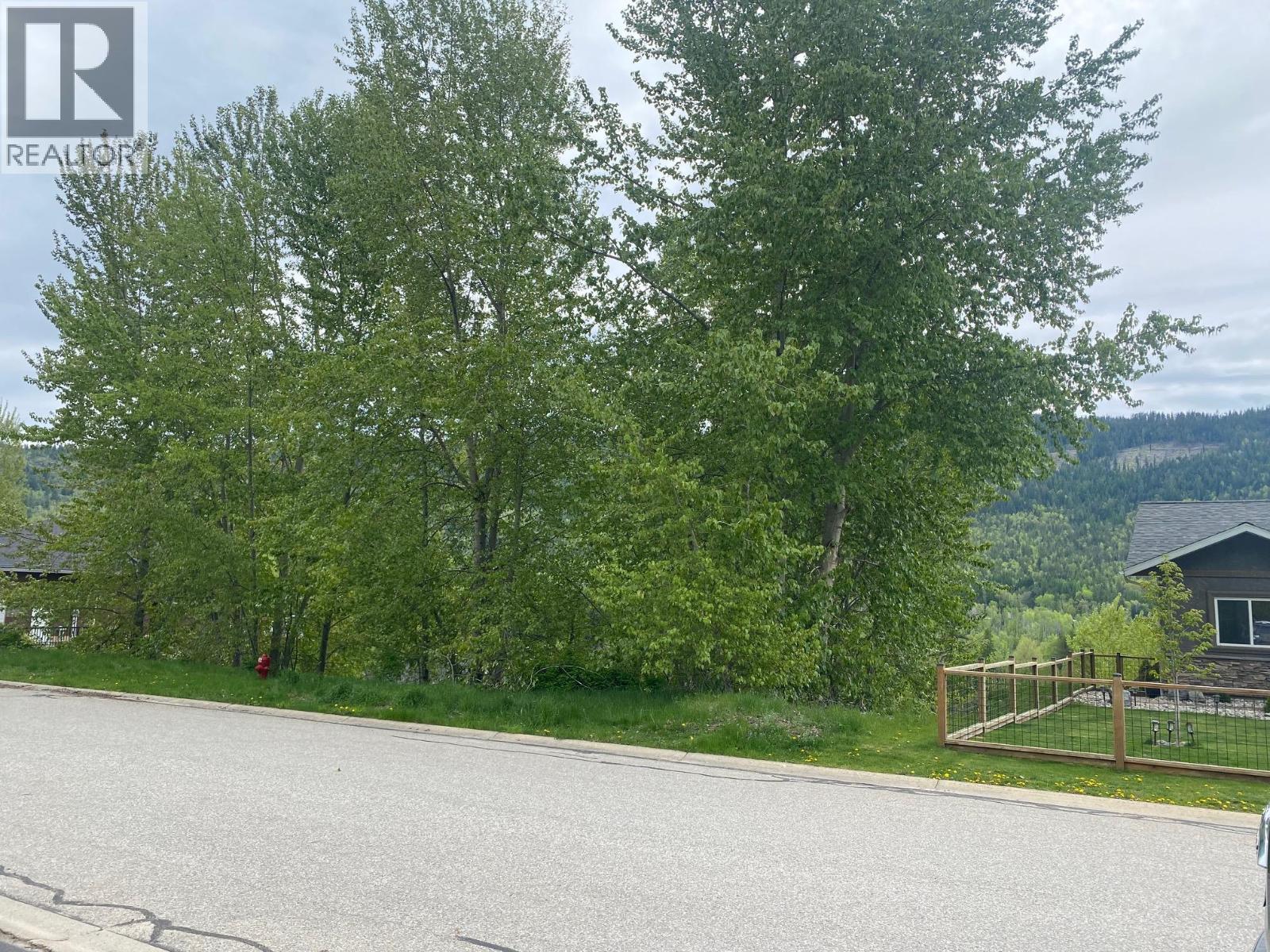 933 7th Street Property Photo 1