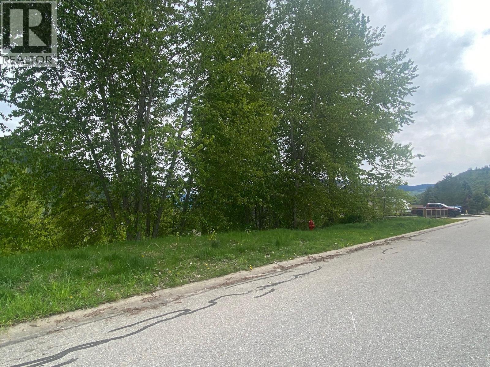 933 7th Street Property Photo 4